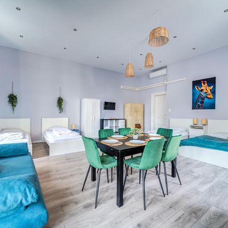 Downtown Delight - Erzsebet Blvd - 13 Ppl Apartamento Budapeste Exterior foto